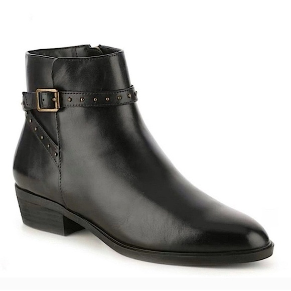 Lauren Ralph Lauren Smooth Black Leather Buckle Ankle Boot - Picture 1 of 10
